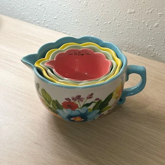 The Pioneer Woman Floral 4 Pc Measuring Cup Set - Picture 1 of 9